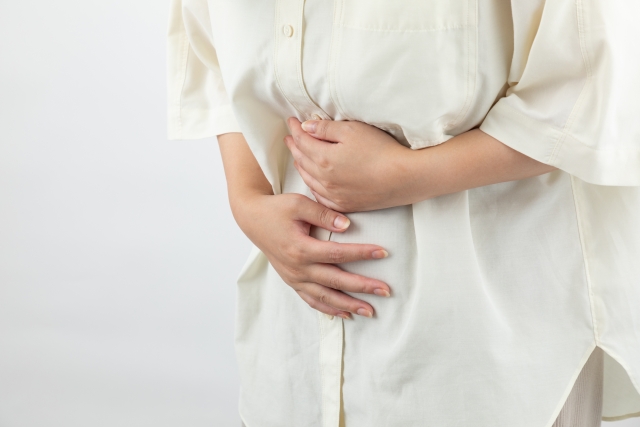 腹痛・みぞおち・背中の痛み